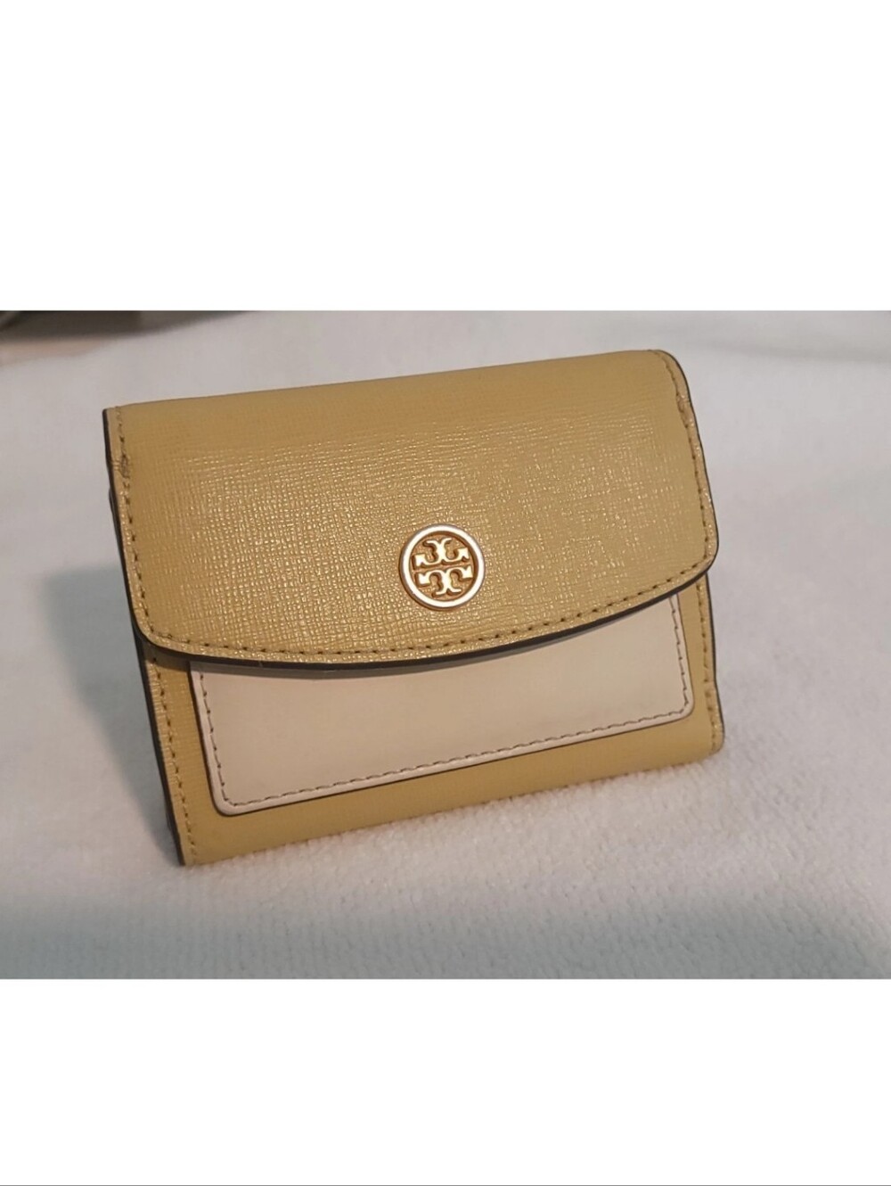TORY BURCH ROBINSON COLORBLOCK FLAP BEESWAX MINI WALLET